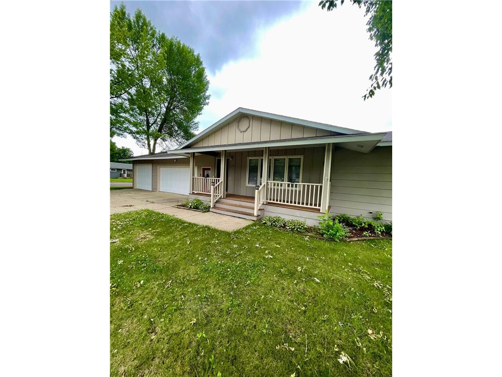 1006 10th Street SW Wadena MN 56482 7094885 image2