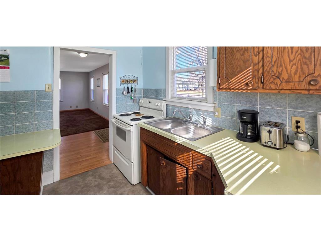 1006 1st Avenue Westbrook MN 56183 7022239 image4