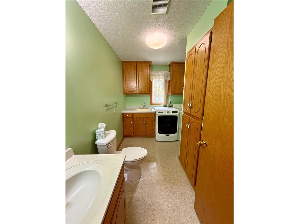 1006 8th Street S Waite Park MN 56387 7068701 image21