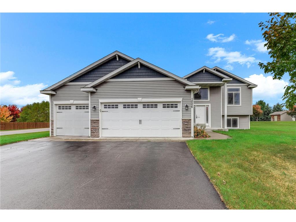 1006 Marion Street SE Isanti MN 55040 6817607 image1