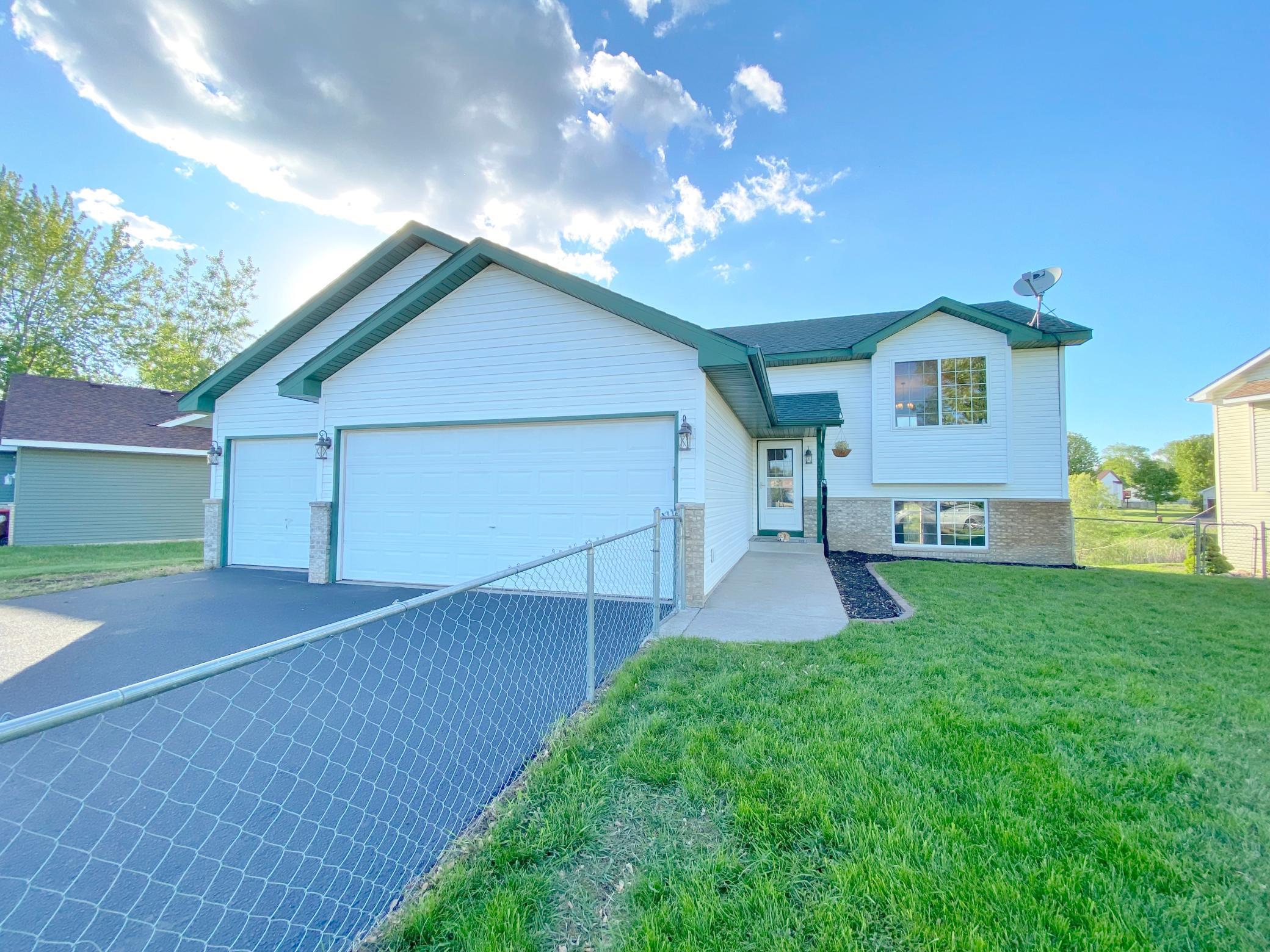 1006 Marsh View Avenue, Braham, MN 55006 MLS 5767083 Edina Realty