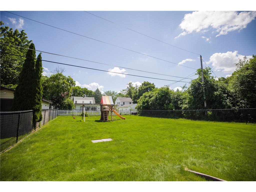 1006 Poughkeepsie Avenue Morris MN 56267 7096159 image8
