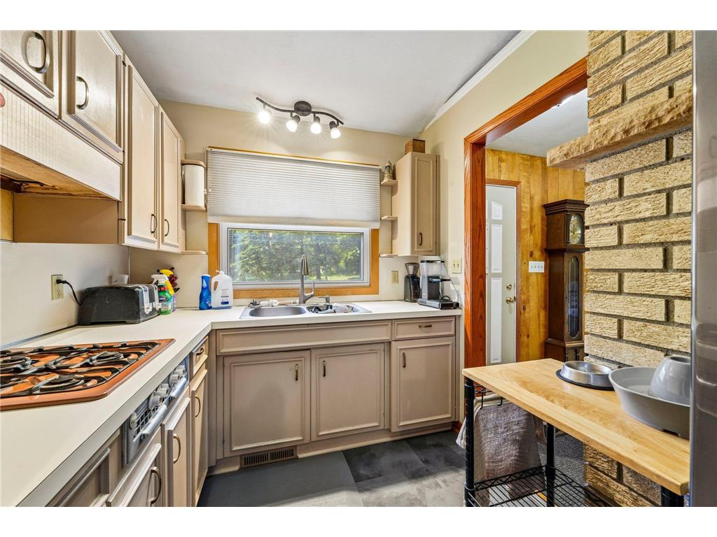 1006 Summit Avenue South Saint Paul MN 55075 7071544 image15