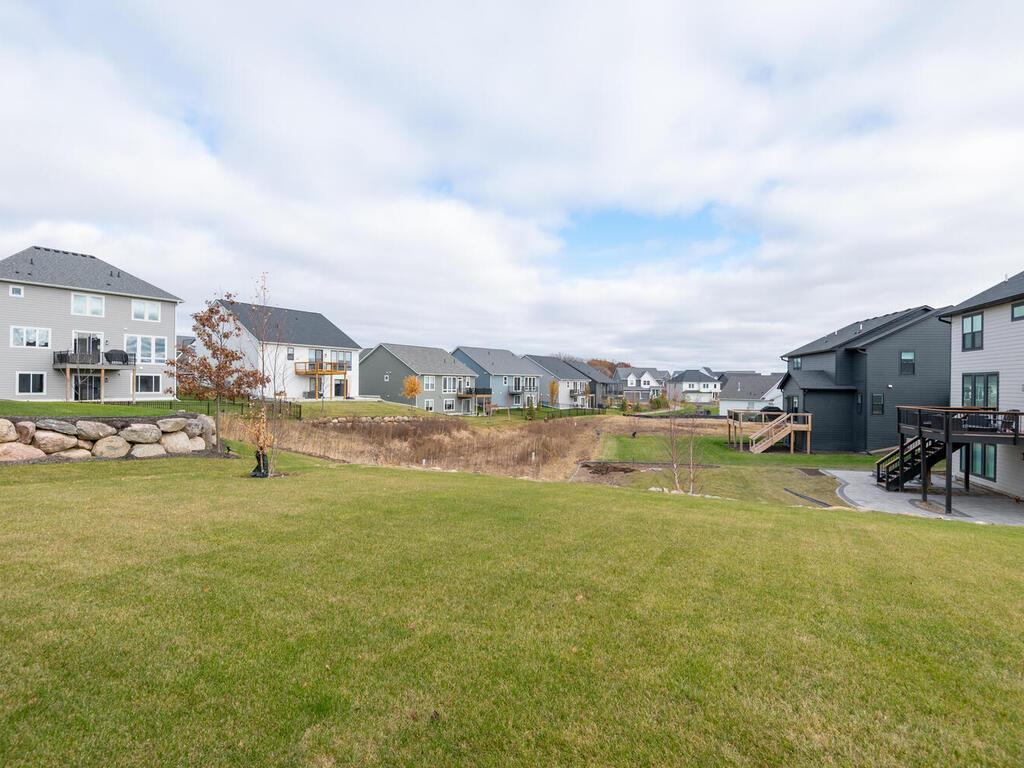 10060 Highpoint Drive Victoria MN 55318 6811873 image47