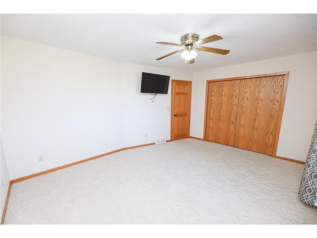 10061 County Road 5 NE Carlos MN 56319 6790954 image19