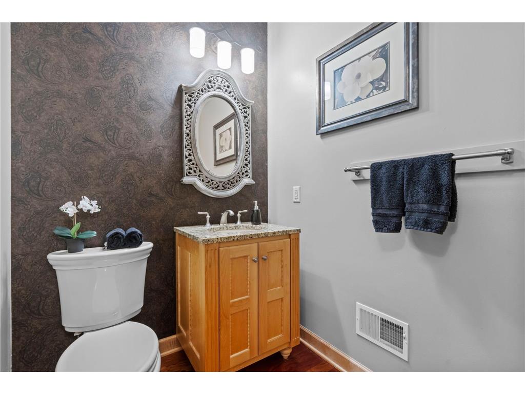 10064 Adam Avenue Inver Grove Heights MN 55077 7012408 image18