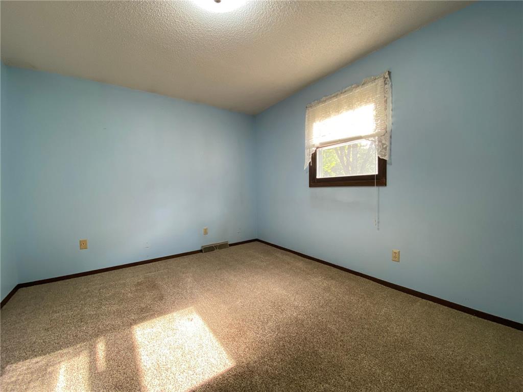 1007 10th Avenue N Princeton MN 55371 7086775 image17