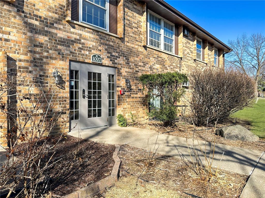 1007 11th Avenue S #5 Hopkins MN 55343 6640647 image1