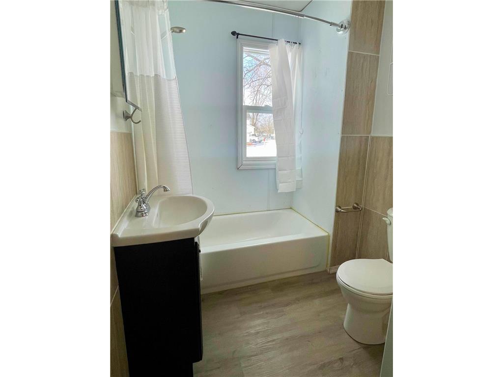 1007 2nd Avenue S Saint James MN 56081 6802435 image9