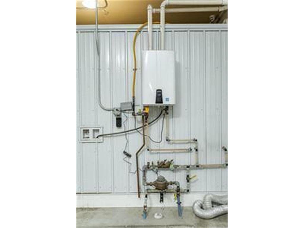 1007 3rd Avenue NE Austin MN 55912 6770026 image18