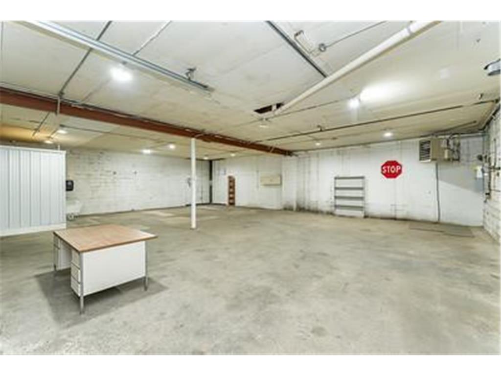 1007 3rd Avenue NE Austin MN 55912 6770026 image4