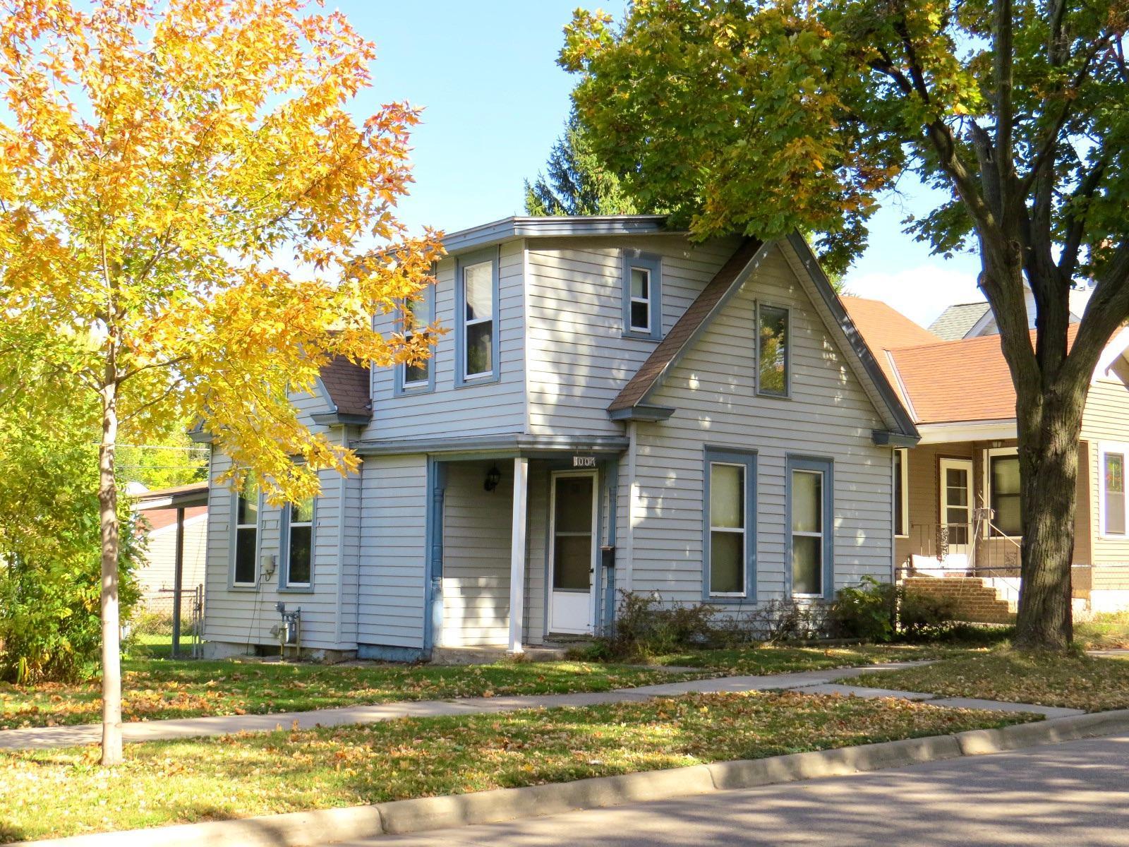 1007 3rd Street E, Saint Paul, MN 55106 MLS 5672585 Edina Realty