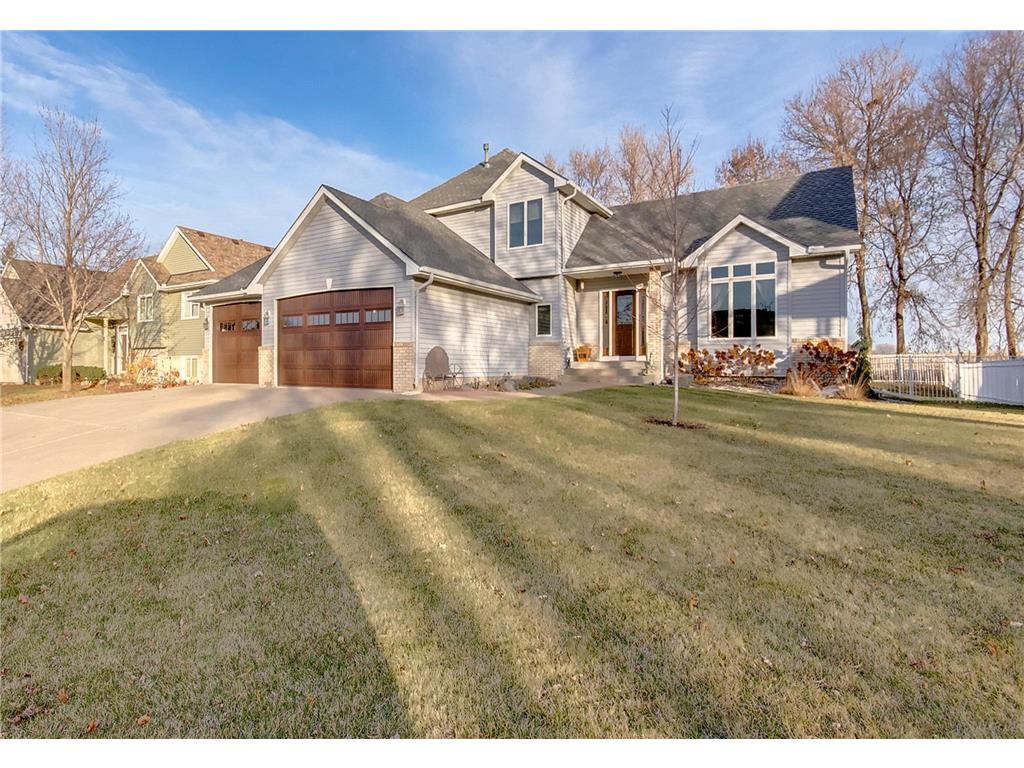 1007 Lexington Avenue N New Prague MN 56071 6634416 image1