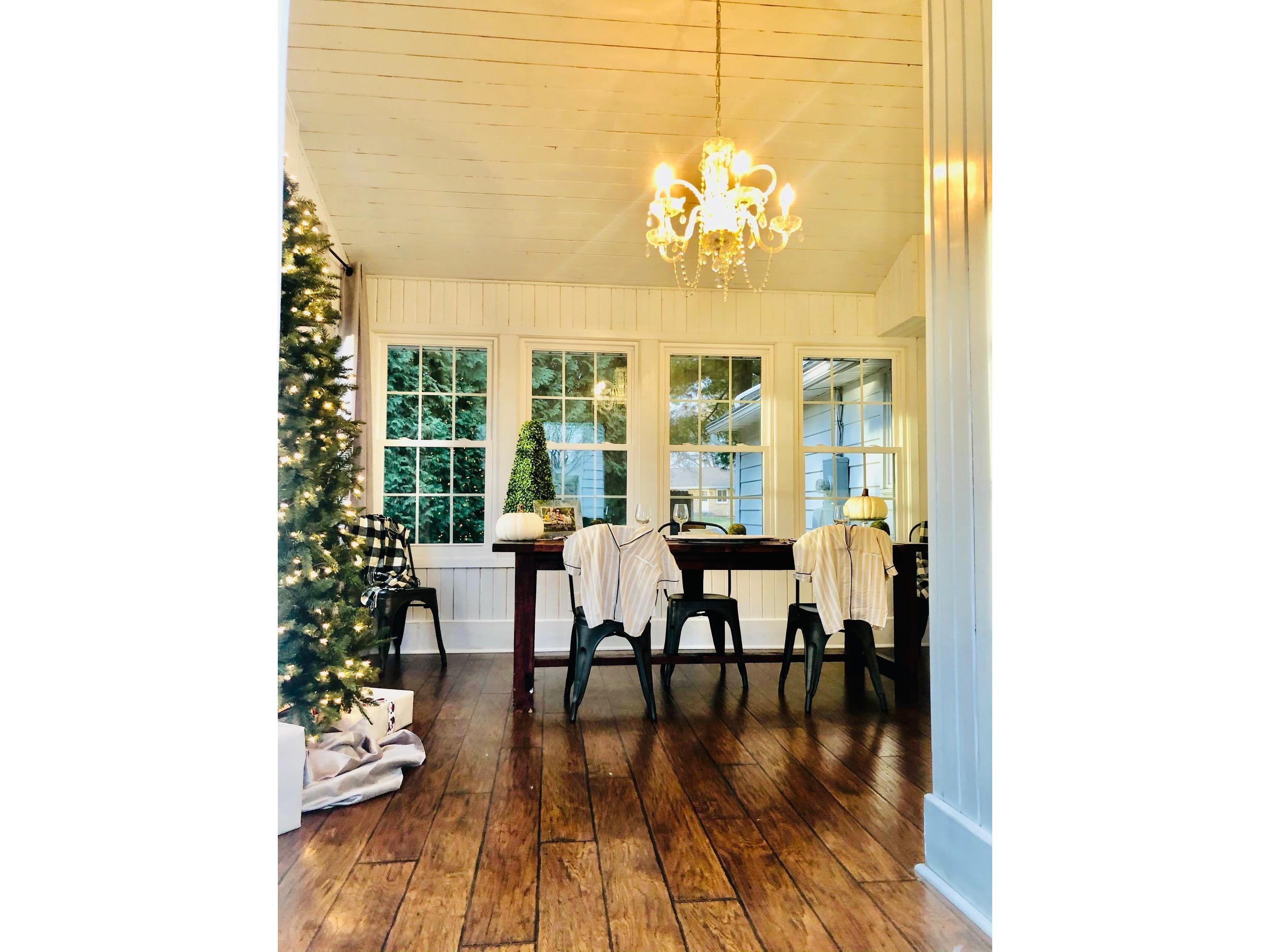 1007 Shumway Street S Shakopee Mn 55379 Mls 5687903 Edina Realty