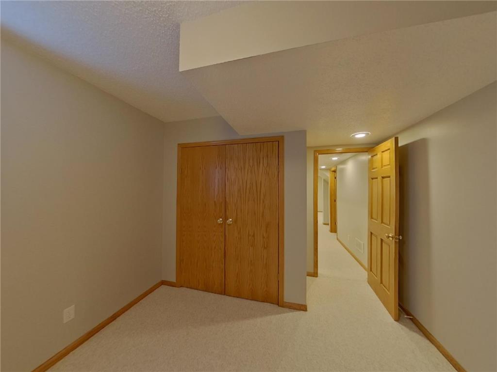 10071 Raleigh Court Woodbury MN 55129 6815859 image14