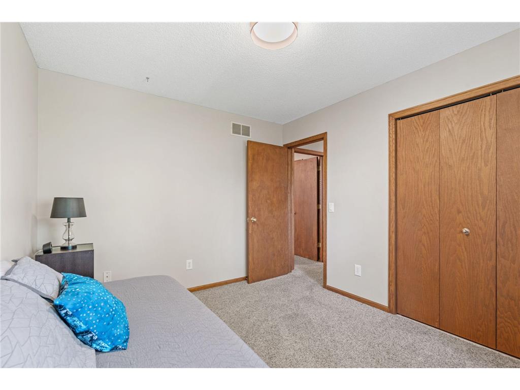 10072 205th Court W Lakeville MN 55044 7070488 image32