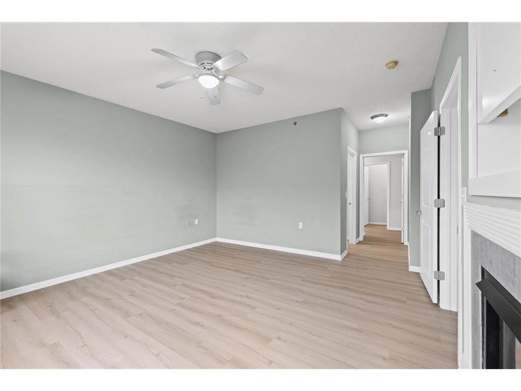 10075 City Walk Drive #104 Woodbury MN 55129 7027327 image16