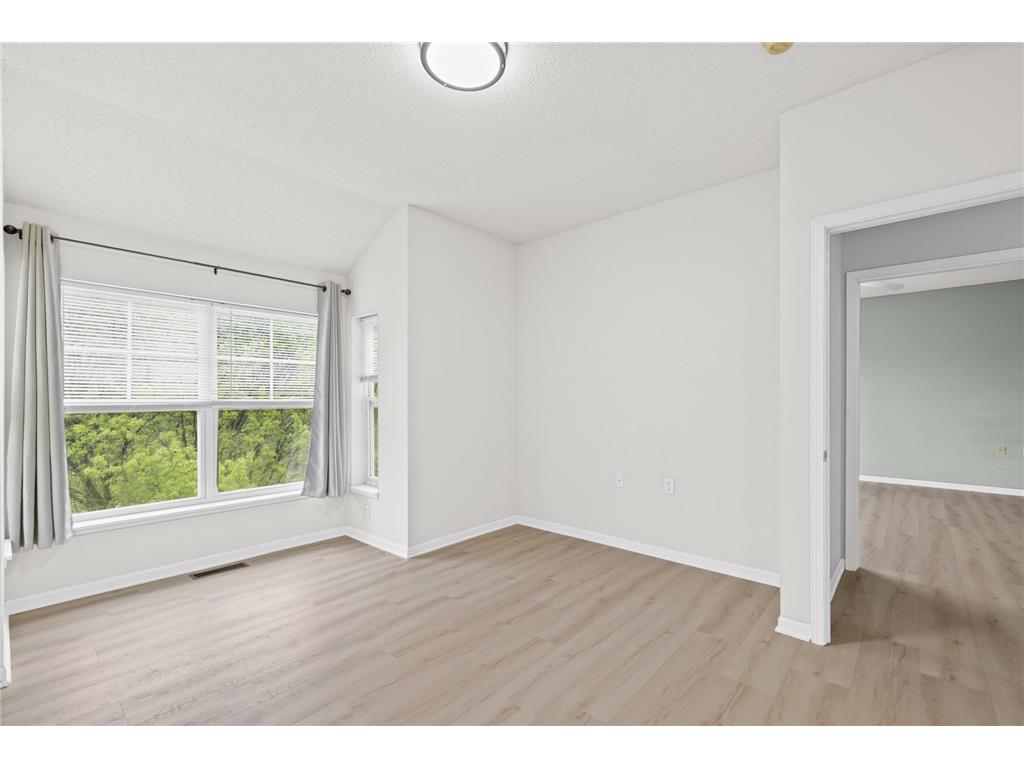 10075 City Walk Drive #104 Woodbury MN 55129 7027327 image23
