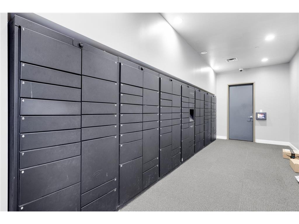 10075 City Walk Drive #205 Woodbury MN 55129 6817347 image18