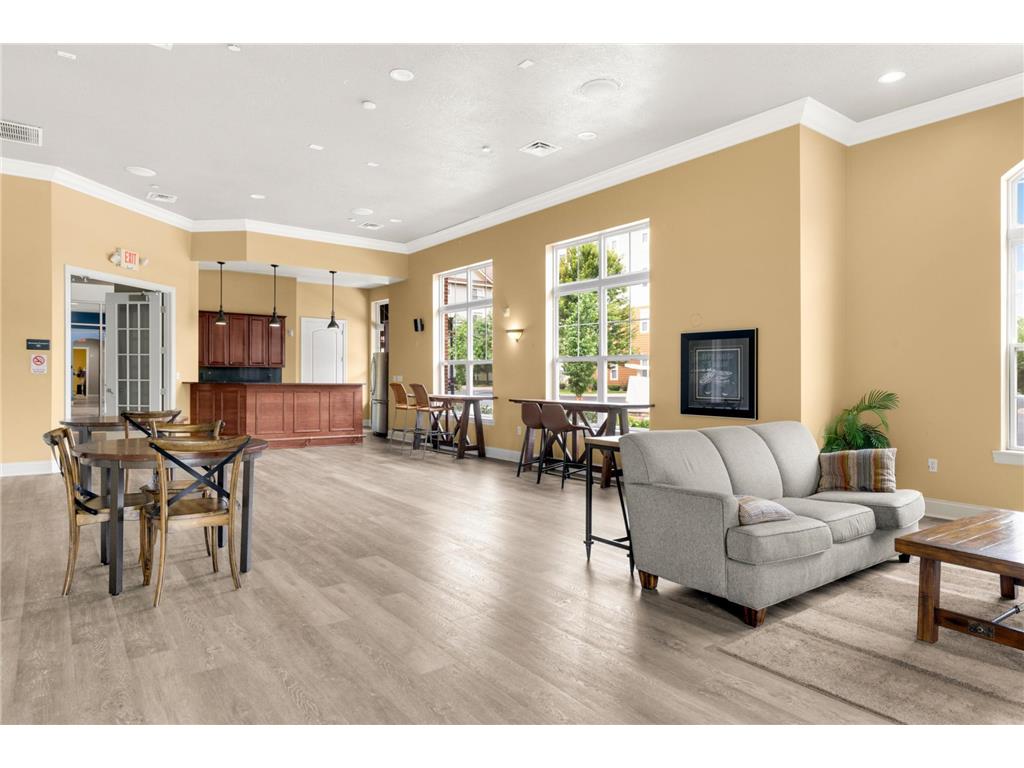 10075 City Walk Drive #205 Woodbury MN 55129 6817347 image24