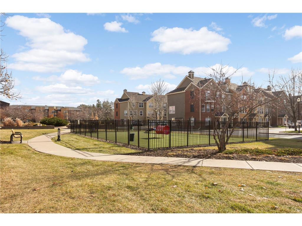 10075 City Walk Drive #205 Woodbury MN 55129 6817347 image29