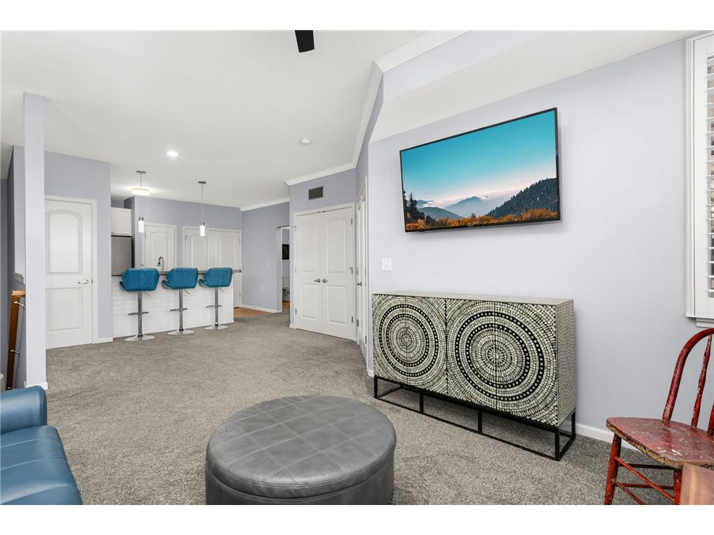 10075 City Walk Drive #205 Woodbury MN 55129 6817347 image6