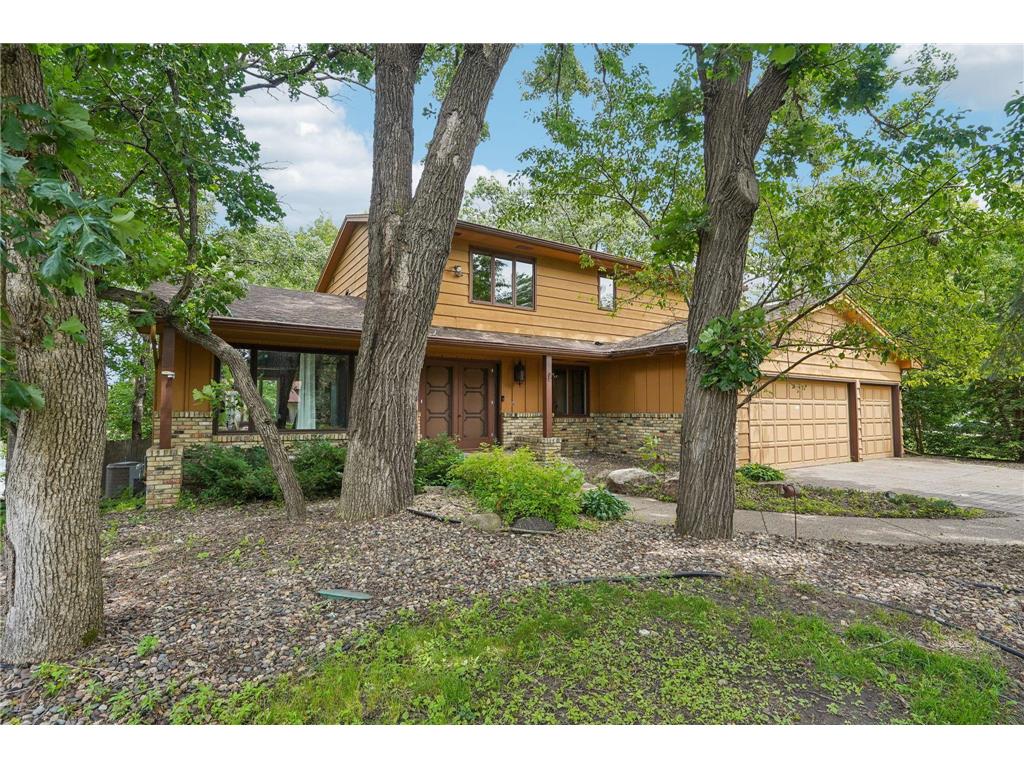 10075 Oak Shore Drive Lakeville MN 55044 - Crystal 6561692 image1