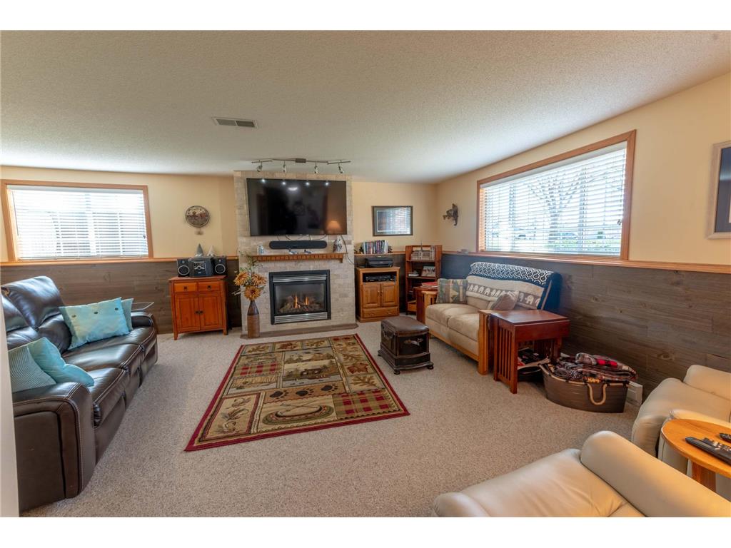 1008 12th Drive NW Perham MN 56573 7069112 image23