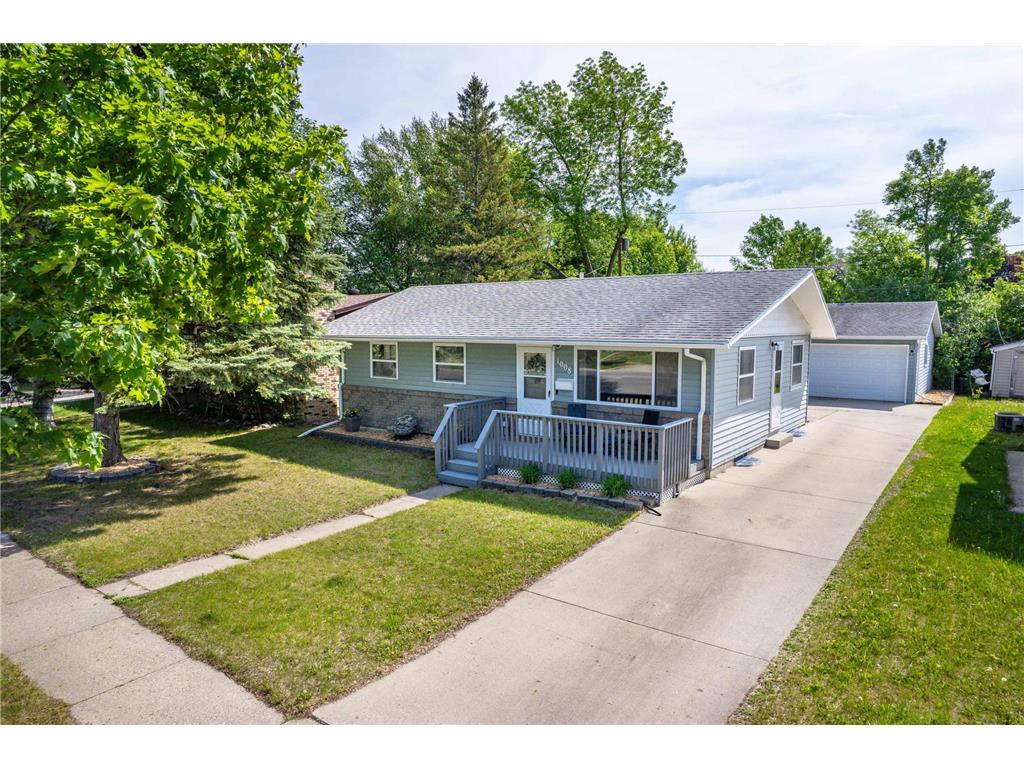 1008 14th Street N Moorhead MN 56560 7084651 image1