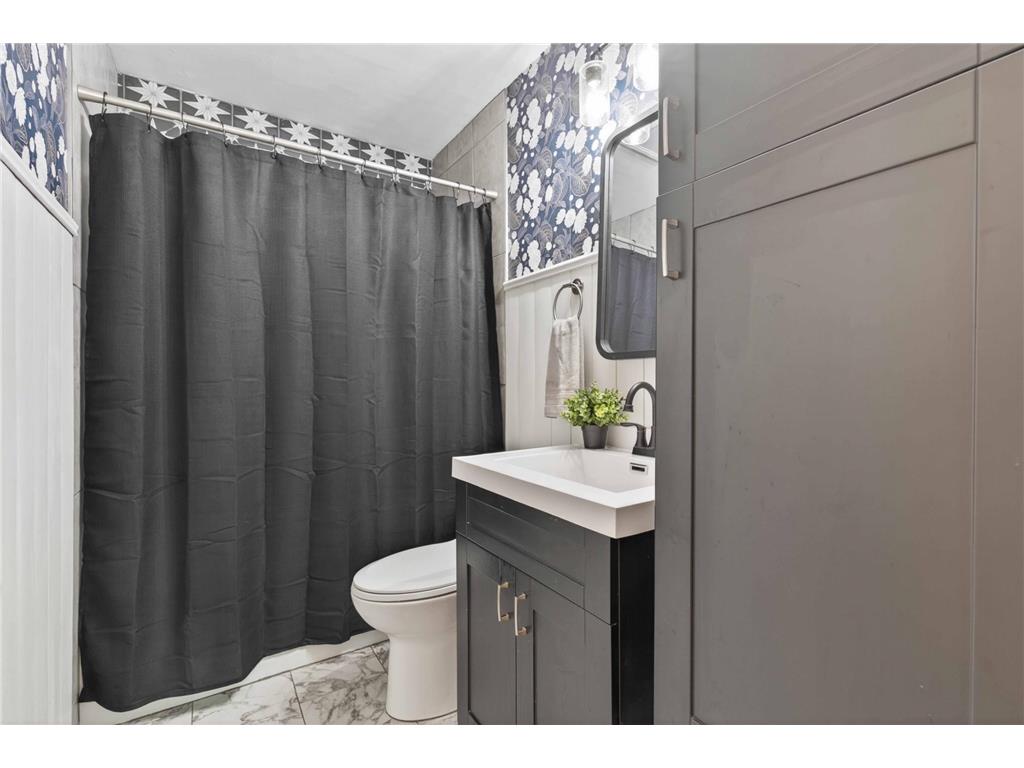 1008 14th Street N Moorhead MN 56560 7084651 image10