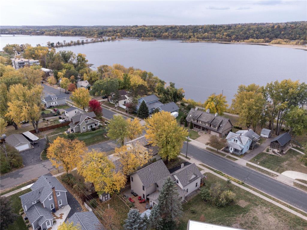 1008 1st Street Hudson WI 54016 - St Croix River 6270294 image1