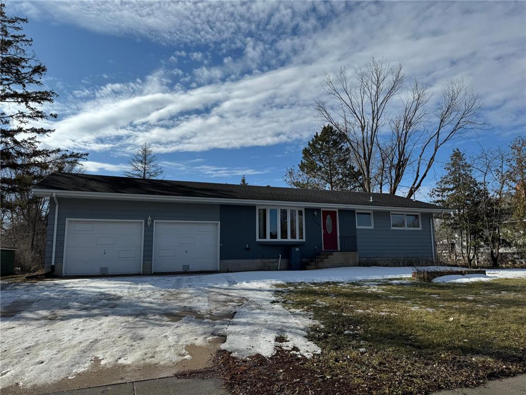 1008 Center Street E Roseau MN 56751 6482619 image1