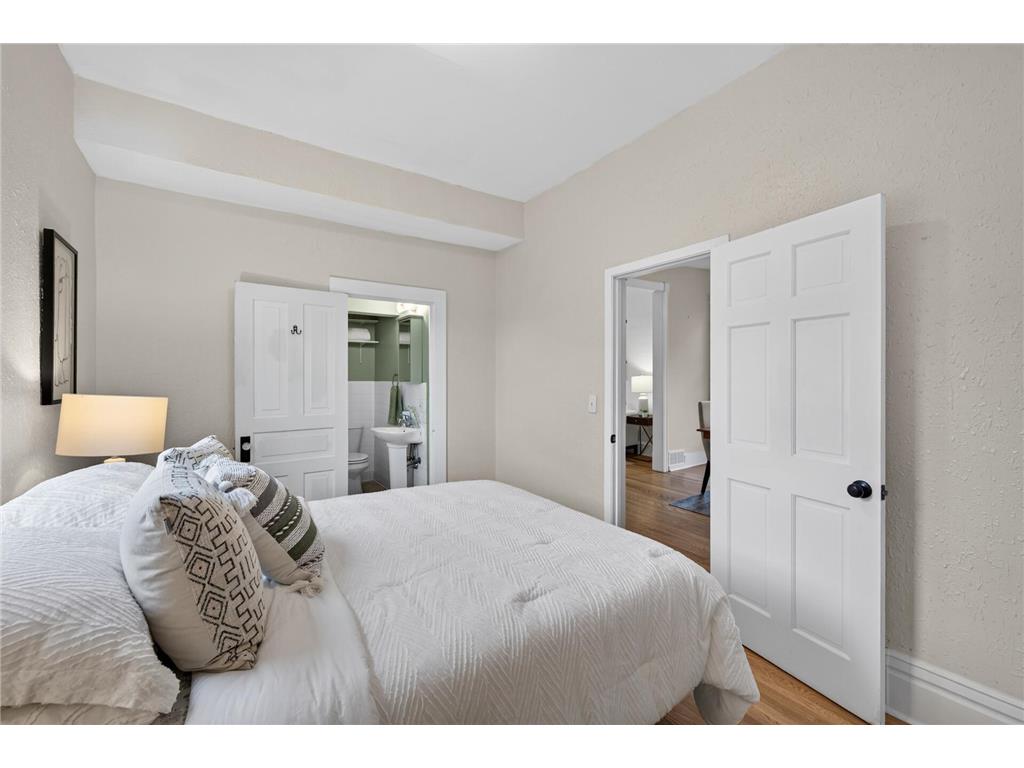1008 Cook Avenue E Saint Paul MN 55106 7064961 image18