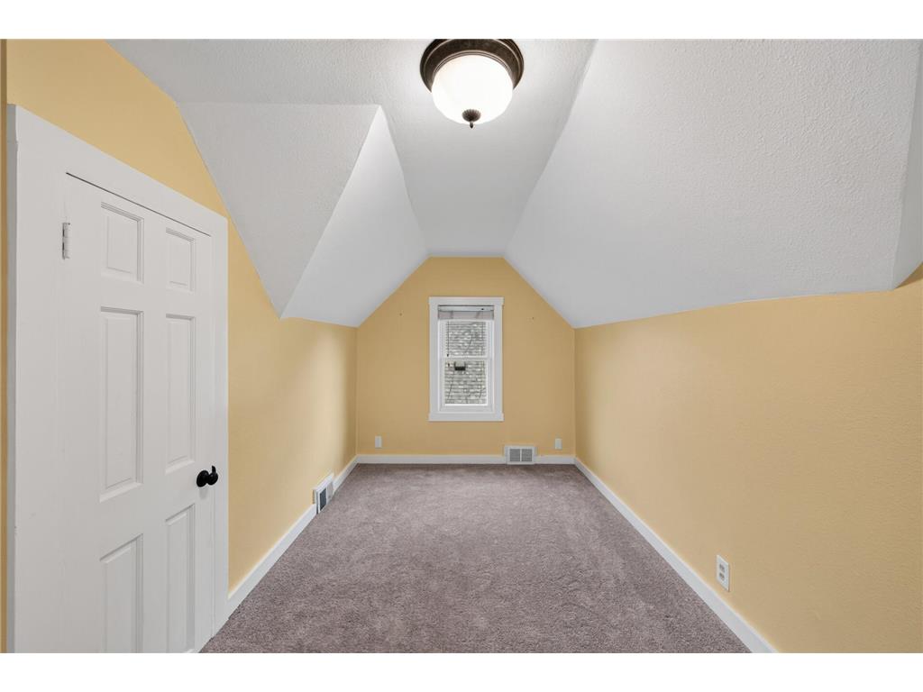 1008 Cook Avenue E Saint Paul MN 55106 7064961 image23