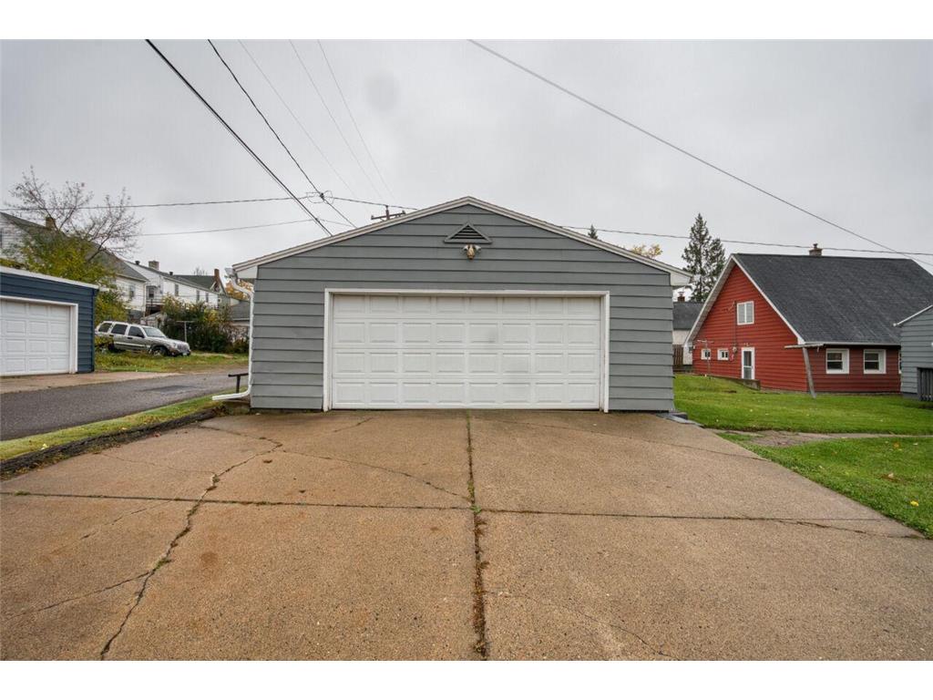 1008 Douglas Avenue Eveleth MN 55734 7058302 image2