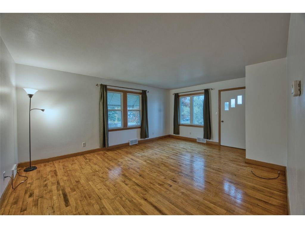 1008 Douglas Avenue Eveleth MN 55734 7058302 image3