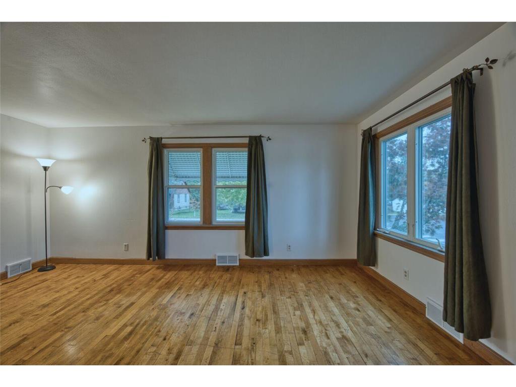 1008 Douglas Avenue Eveleth MN 55734 7058302 image4