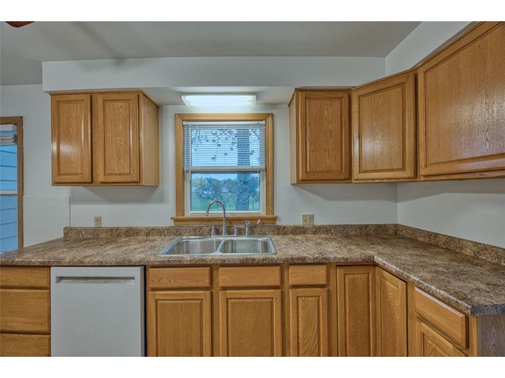 1008 Douglas Avenue Eveleth MN 55734 7058302 image6