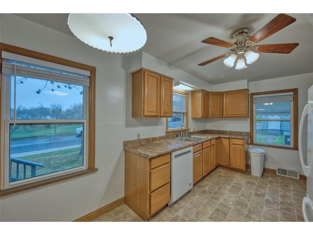 1008 Douglas Avenue Eveleth MN 55734 7058302 image7