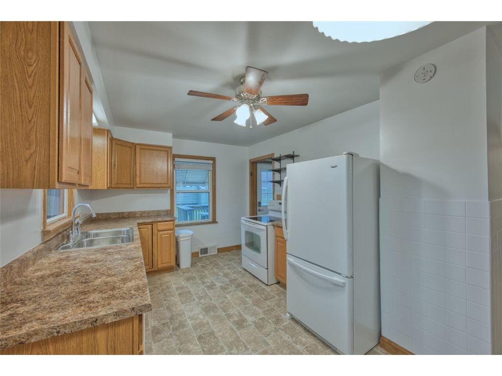 1008 Douglas Avenue Eveleth MN 55734 7058302 image8