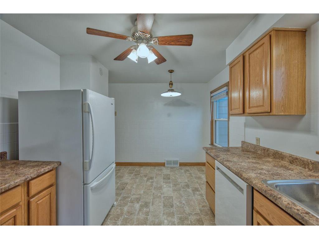 1008 Douglas Avenue Eveleth MN 55734 7058302 image9