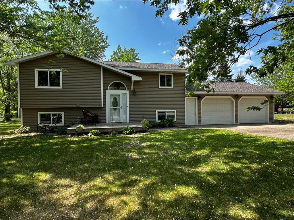 1008 Eckert Street NW, Alexandria, MN, 56308 MLS 6369039 Edina Realty