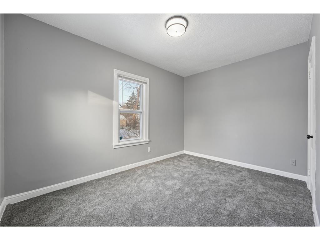1008 Lowry Avenue N Minneapolis MN 55411 7081889 image10