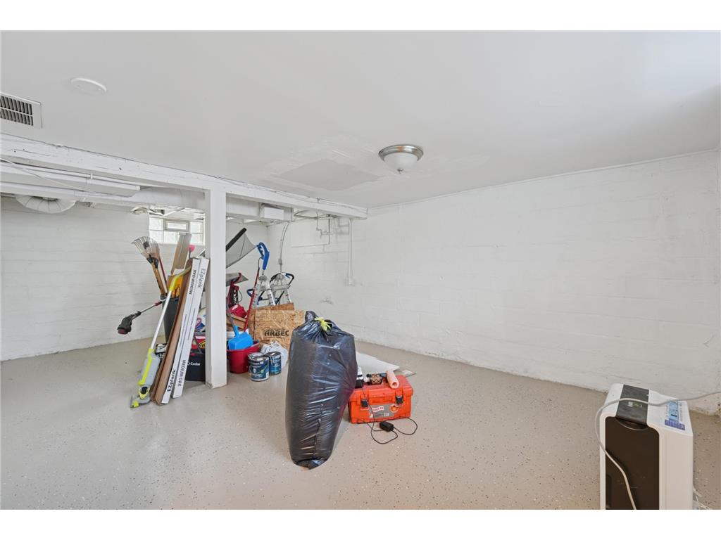 1008 Lowry Avenue N Minneapolis MN 55411 7081889 image12