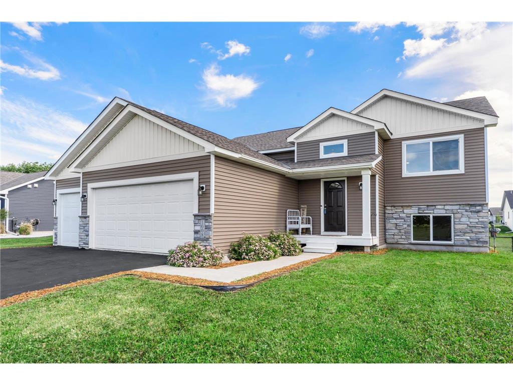 1008 Mulberry Avenue NE Montgomery MN 56069 7092515 image7