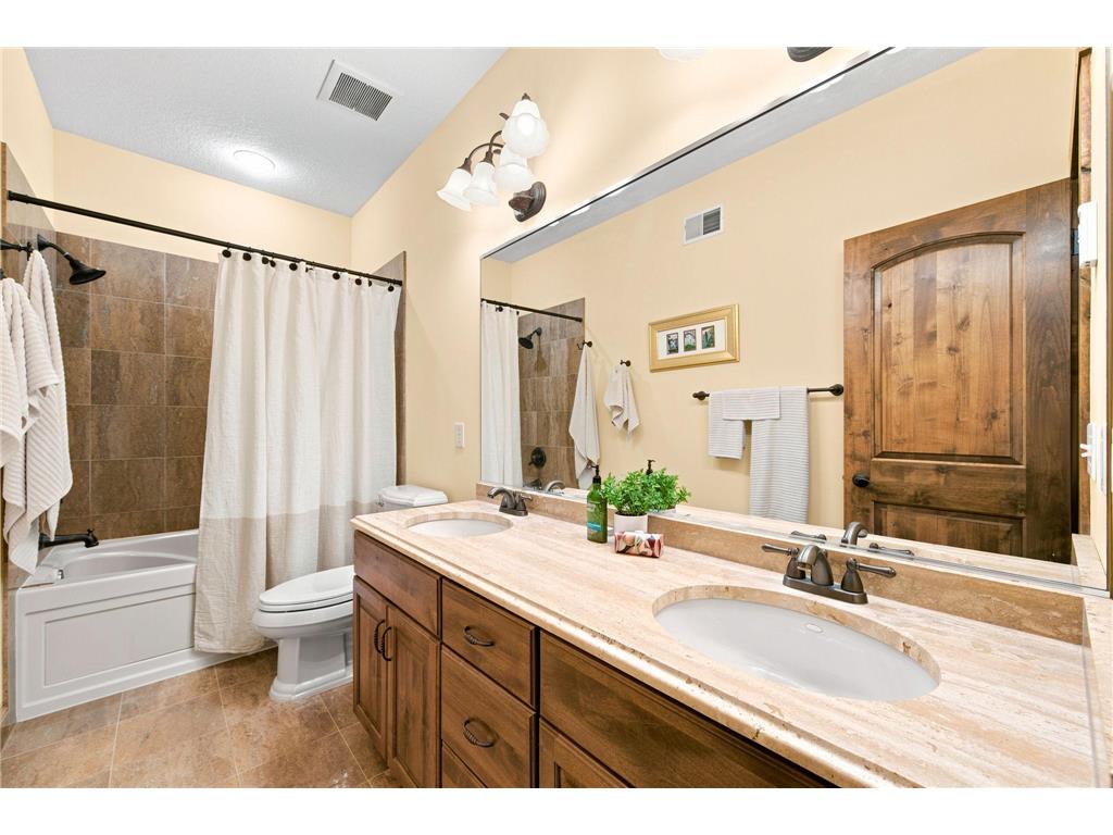 1008 Newhall Drive Faribault MN 55021 7087503 image40