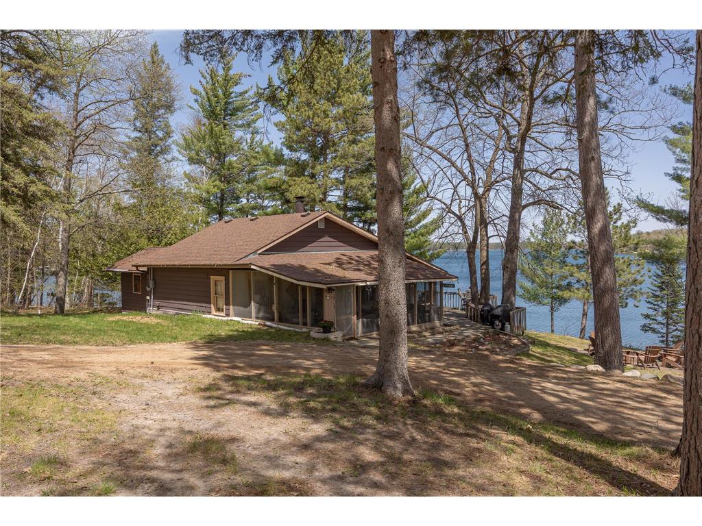 1008 Northern Hawk Drive NW Hackensack MN 56452 - Woman 7075244 image1