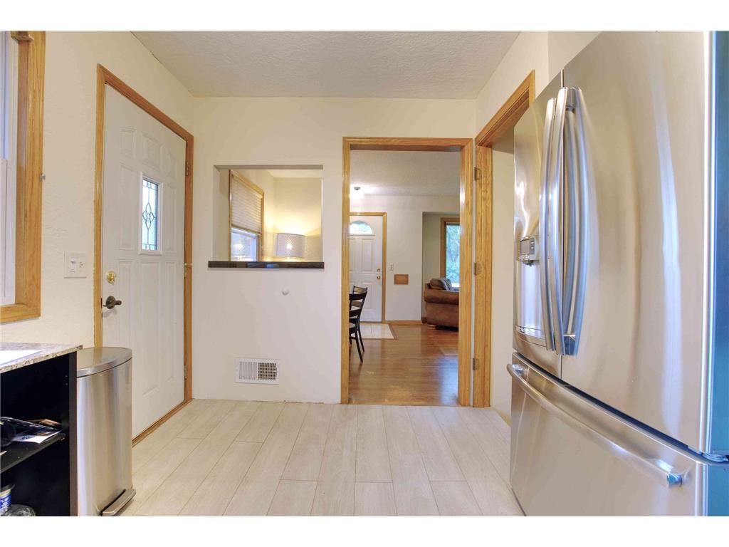 1008 W 80 1/2 Street Bloomington MN 55420 7077005 image8