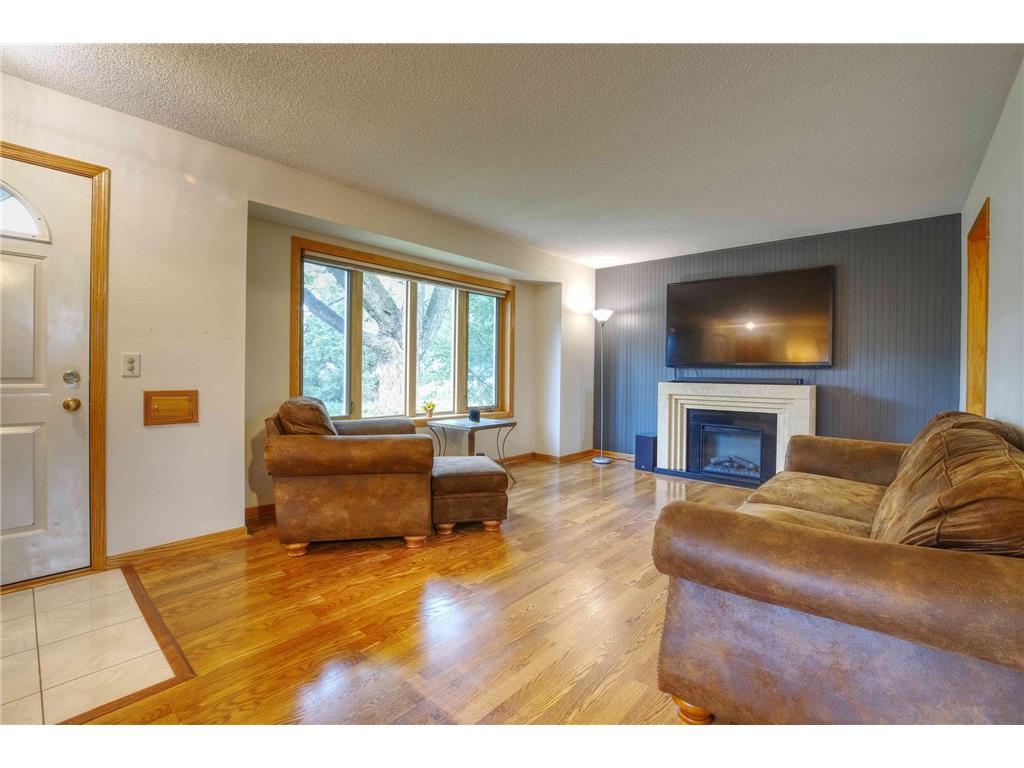 1008 W 80 1/2 Street Bloomington MN 55420 7077005 image9