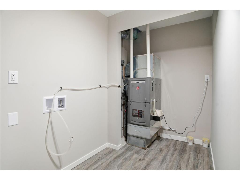 1008 W 89th Street Bloomington MN 55420 7001429 image21